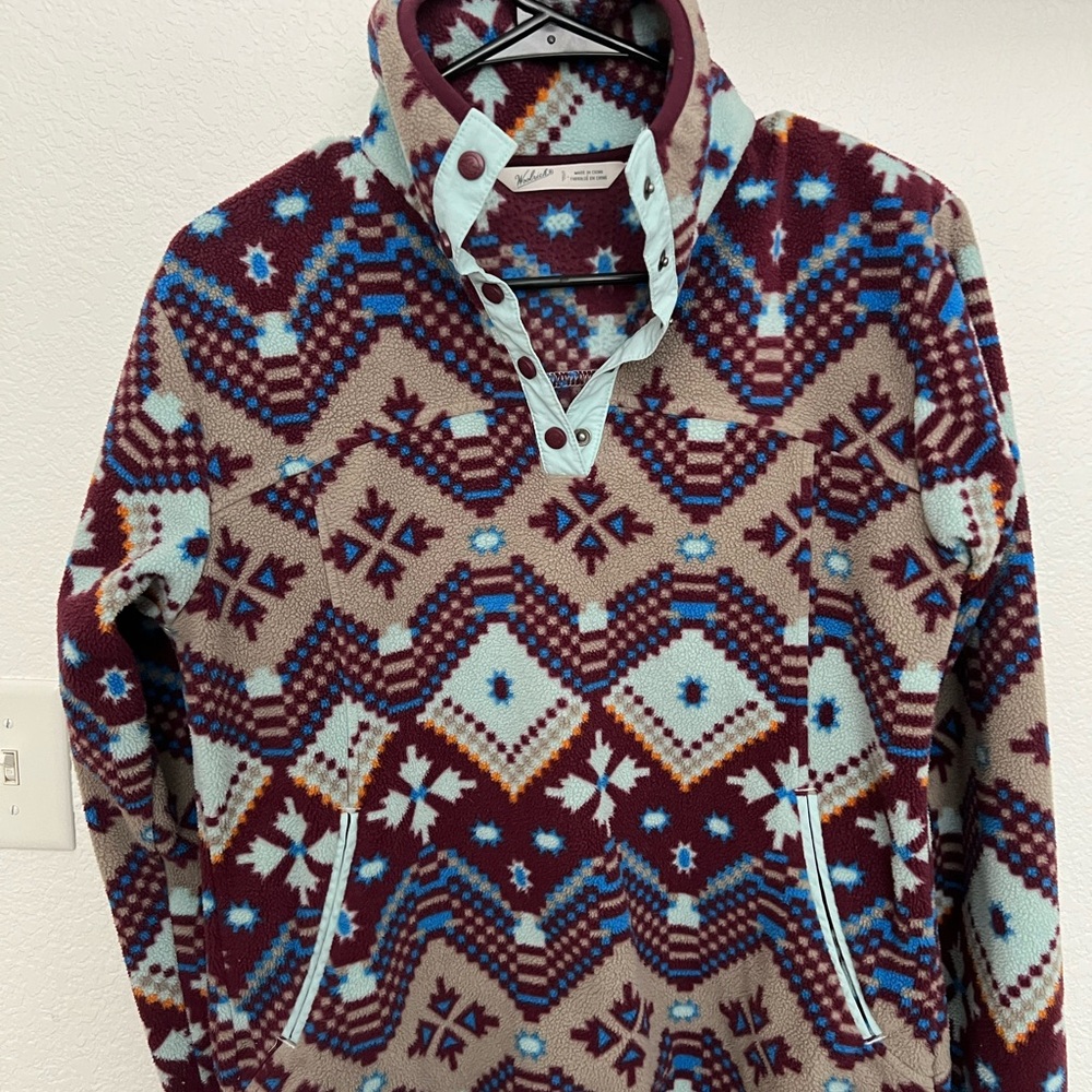 Woolrich Garnet Red and Light Blue Fleece Pullover Geometric Design